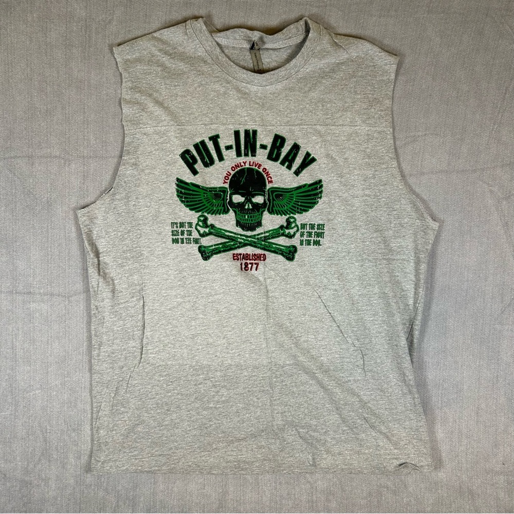 Put-in-Bay Skull & Wings Graphic Sleeveless Muscle Tank Top XXL